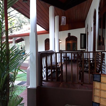 Goyambokka Guesthouse Tangalle Esterno foto
