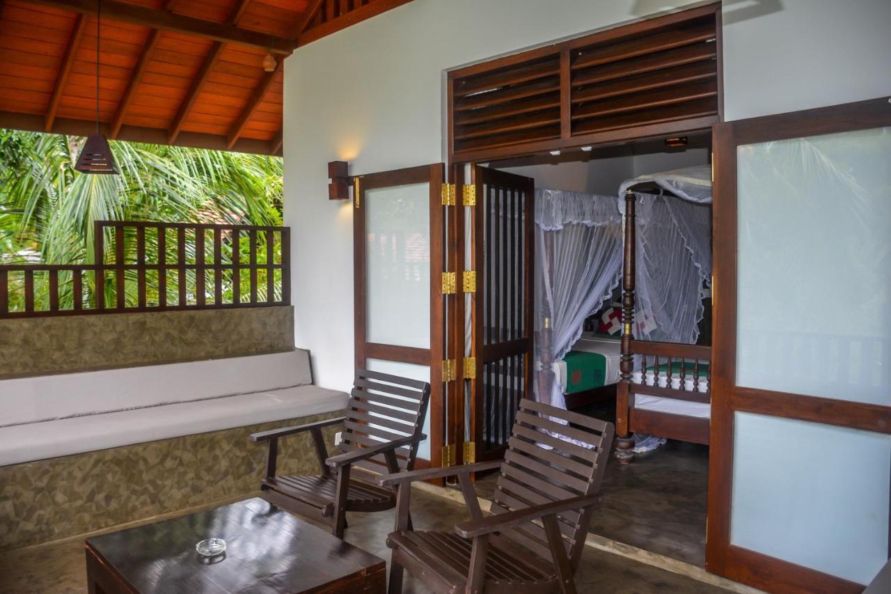 Goyambokka Guesthouse Tangalle Esterno foto