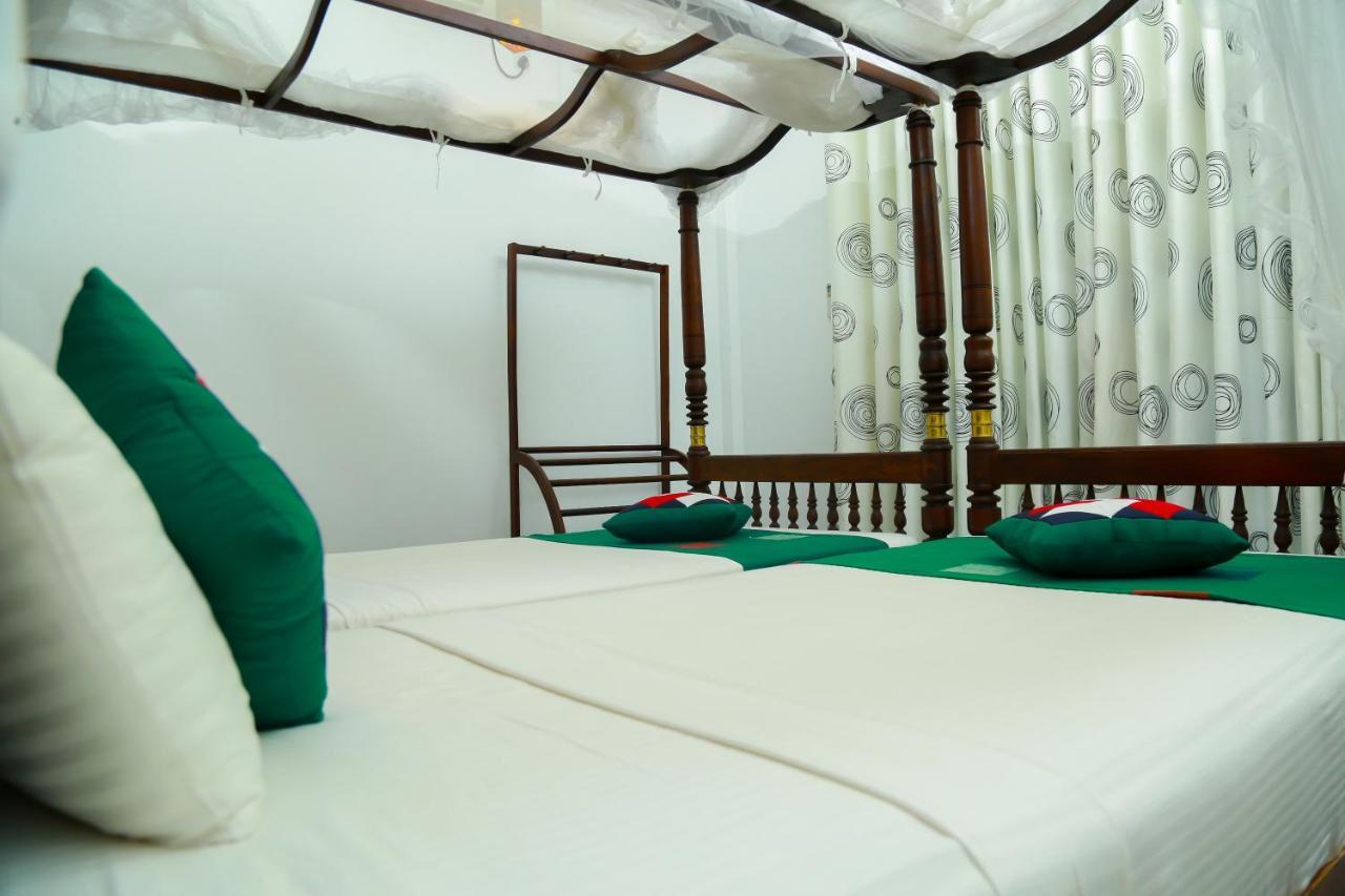 Goyambokka Guesthouse Tangalle Esterno foto
