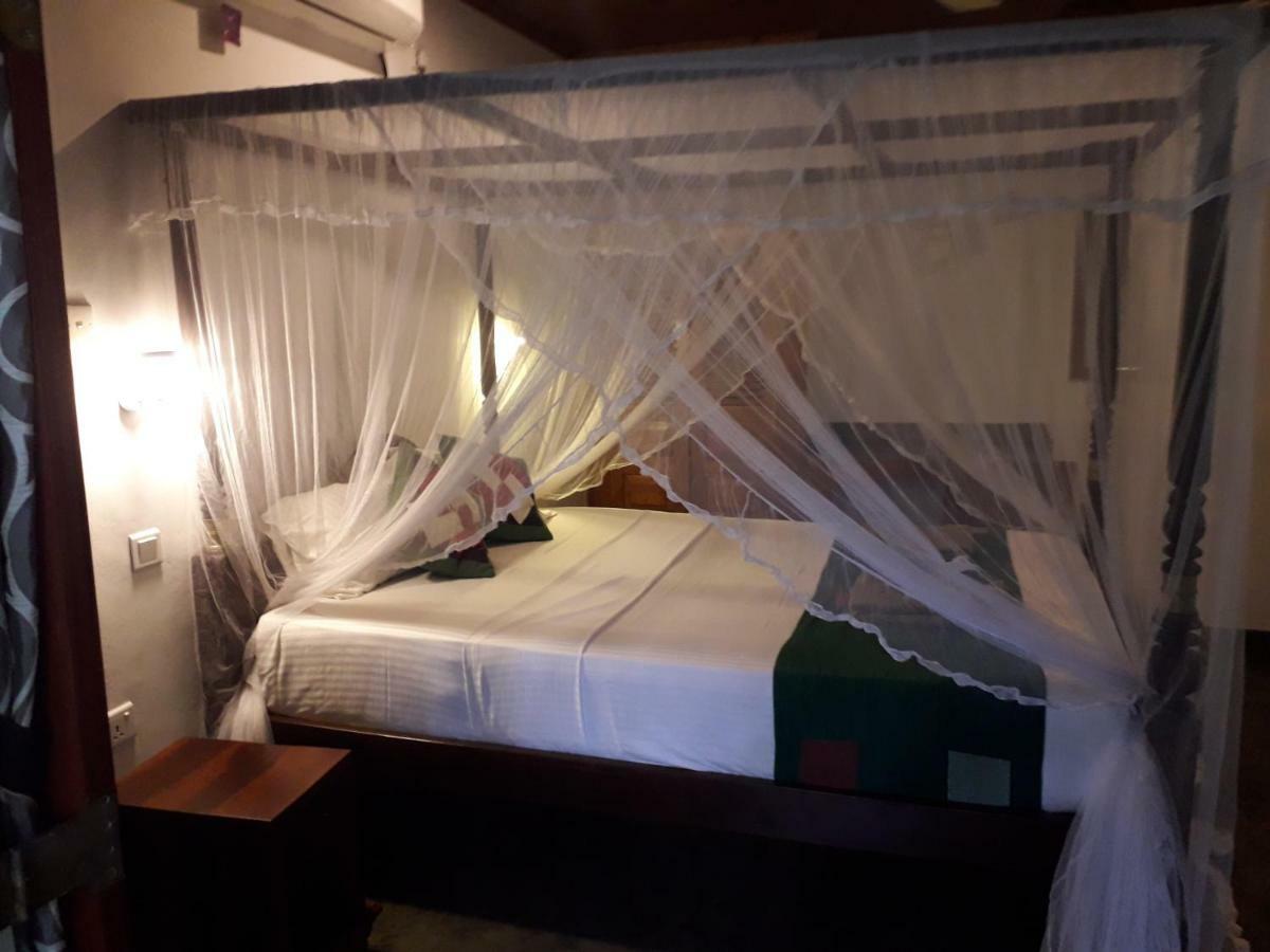 Goyambokka Guesthouse Tangalle Esterno foto