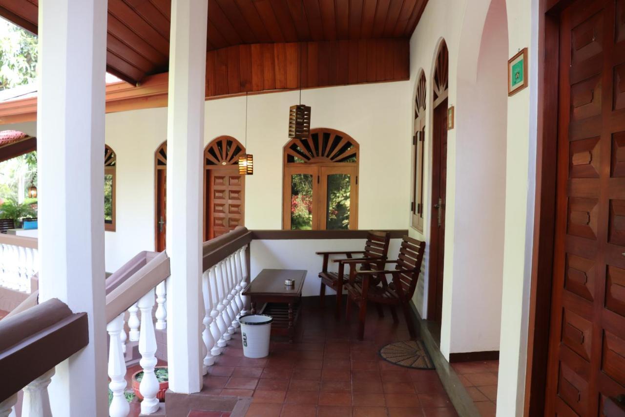 Goyambokka Guesthouse Tangalle Esterno foto