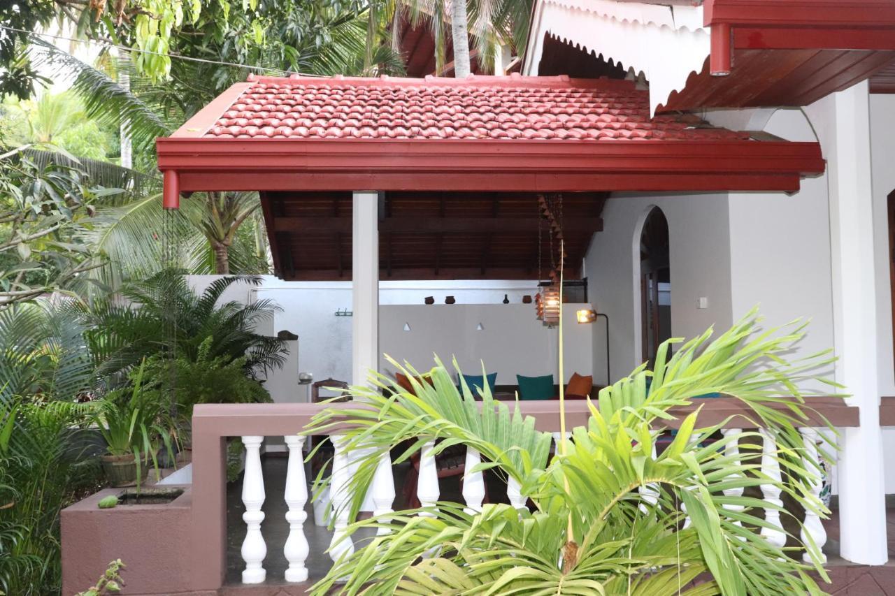 Goyambokka Guesthouse Tangalle Esterno foto